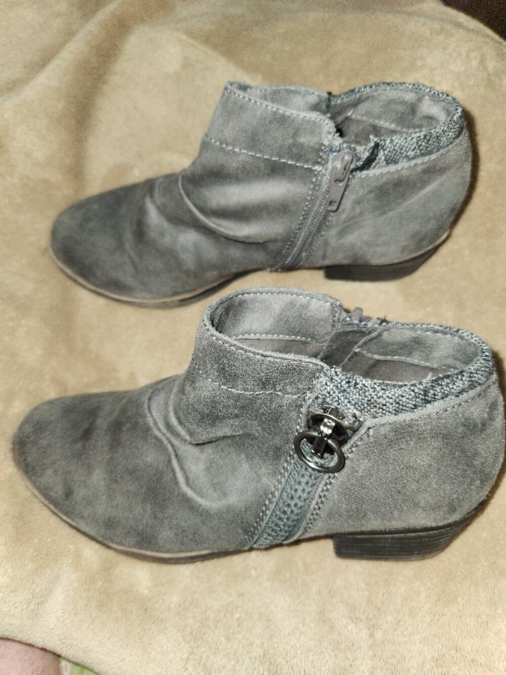 Ankle Booties 6.5 Grey